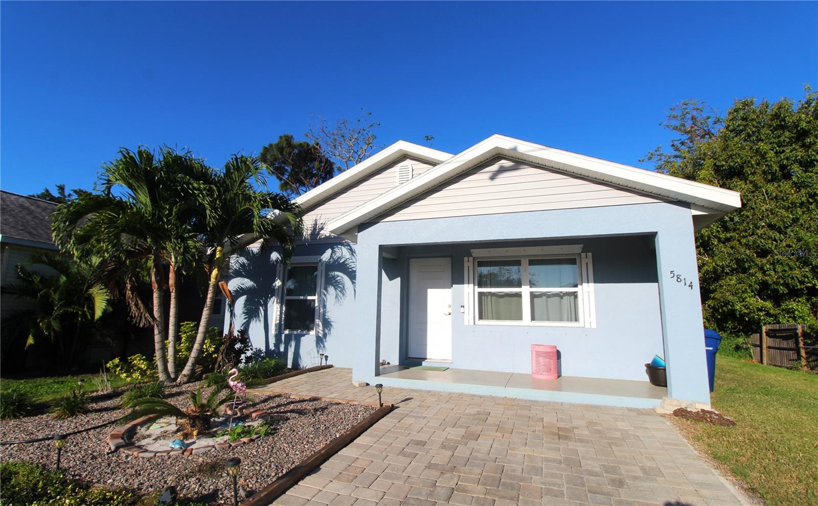 "Apply within 24 hours of your conducted showing, and once approved you will be credited your application fees towards your first full months rent!" Welcome home to this adorable 2-bedroom, 2-bathroom single family home located on a peaceful, quiet dead end street near Gulf Gate Estates. This location is unbeatable, right off Stickney Point Rd and just minutes from Siesta Key Beach! With neutral paint, ample windows, and wood laminate flooring throughout the home, decorating is a breeze. The galley kitchen is complete with a roomy pantry, ample cabinets, and stainless-steel appliances, including a refrigerator, dishwasher, range, and microwave. Enjoy entertaining all your invited guests in the open concept living area, featuring vaulted ceilings, large, bright windows, and modern light fixtures throughout! Escape to the primary bedroom, complete with a walk-in closet and en suite bathroom for added privacy amongst your family. The additional guest bedroom features a roomy closet and shares access to the spacious guest bathroom, complete with plenty of vanity space and storage space for all. The laundry room offers a full sized washer and dryer and even more storage space! Tropical landscaping surrounds the home, truly immersing you in Florida living. You will adore the countless opportunities the outdoor space offers. Enjoy the perfect combination of covered space on the back lanai and open space on the front porch to relax Florida style. Pets negotiable, one small dog considered.
In this ideal location, you will be surrounded by all things shopping, entertainment, and more while being a short distance from the wonders of Gulf Gate! Spend sunny days at any of Florida's stunning beaches by being a short 10 minute drive to Siesta Key! Schedule a showing with us today. Ryntal Property Management has partnered with Obligo to provide a security deposit alternative to qualified renters! Call today for more information. Submit all applications to Ryntal Property Management ONLY!
Qualifications: We run a complete background check that includes credit, income verification, prior landlord and eviction history. In terms of credit, we look at the entire picture as opposed to just the credit score, but in general, we do require a score over 550.