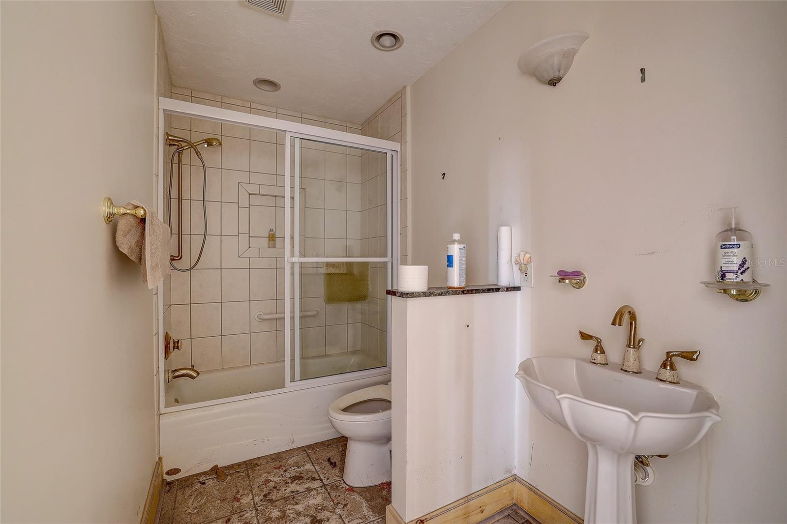 SIESTA REV OF - Residential