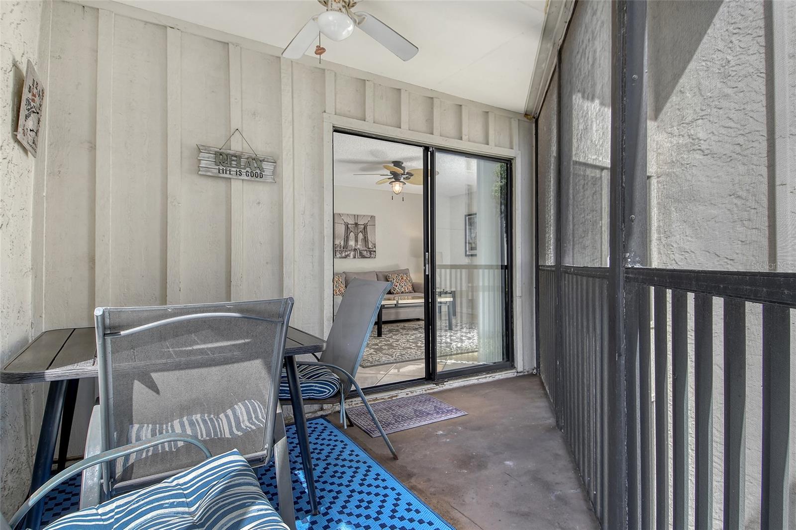 BAY OAKS - Residential