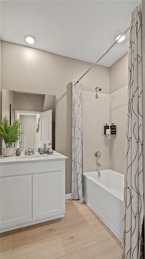 Tiny photo for 1900 Fieldstone Street, Minneola, FL 34715 (MLS # O6446932)