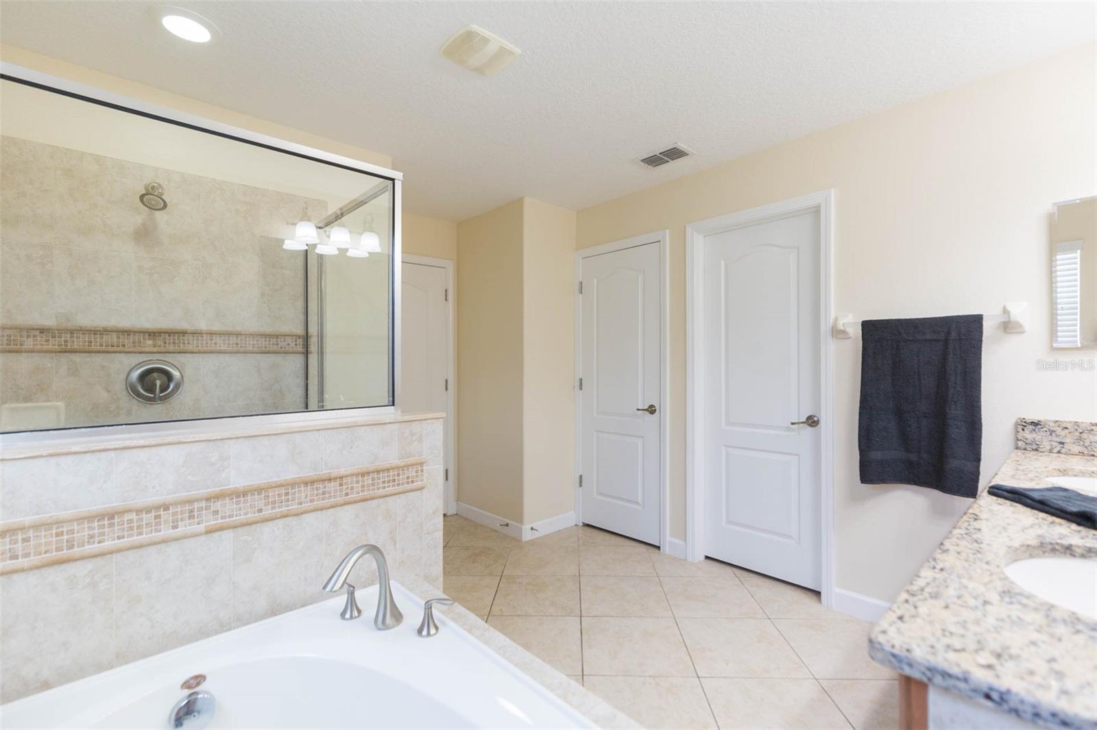 LIVE OAK PRESERVE PH 2A-VILLAG - Residential Lease