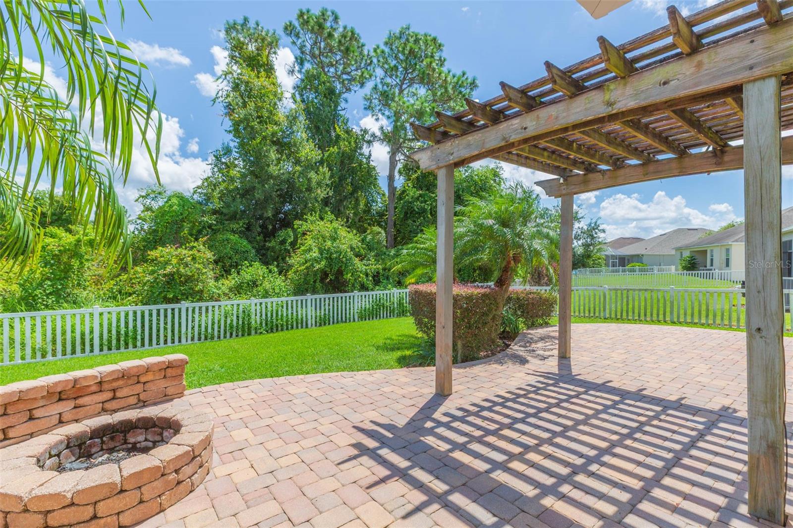 LIVE OAK PRESERVE PH 2A-VILLAG - Residential Lease