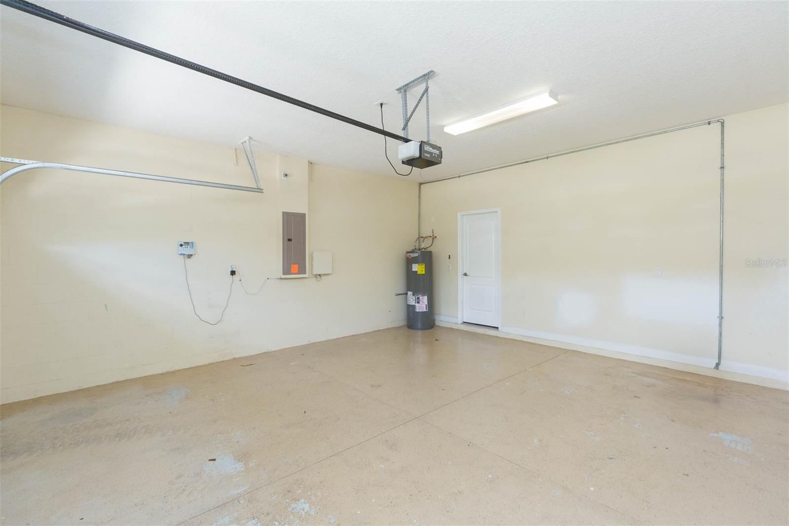 LIVE OAK PRESERVE PH 2A-VILLAG - Residential Lease