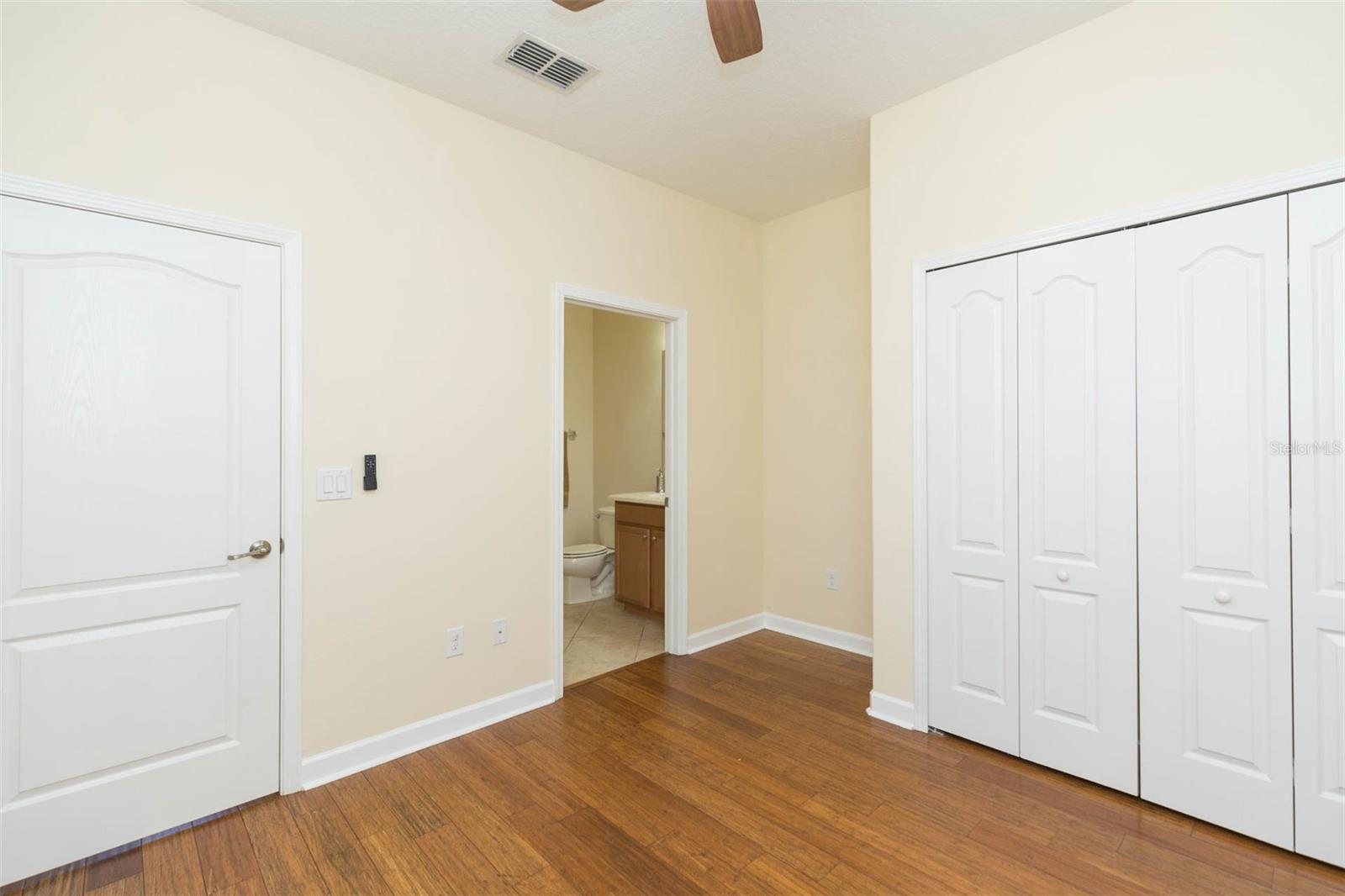 LIVE OAK PRESERVE PH 2A-VILLAG - Residential Lease