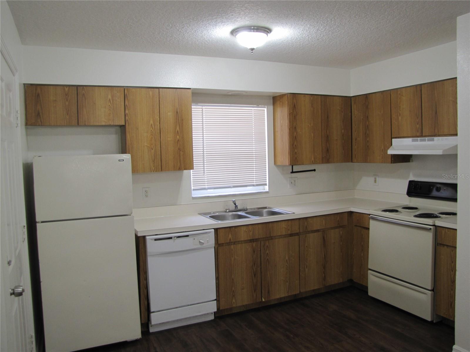 GRANT PARK - Residential Lease