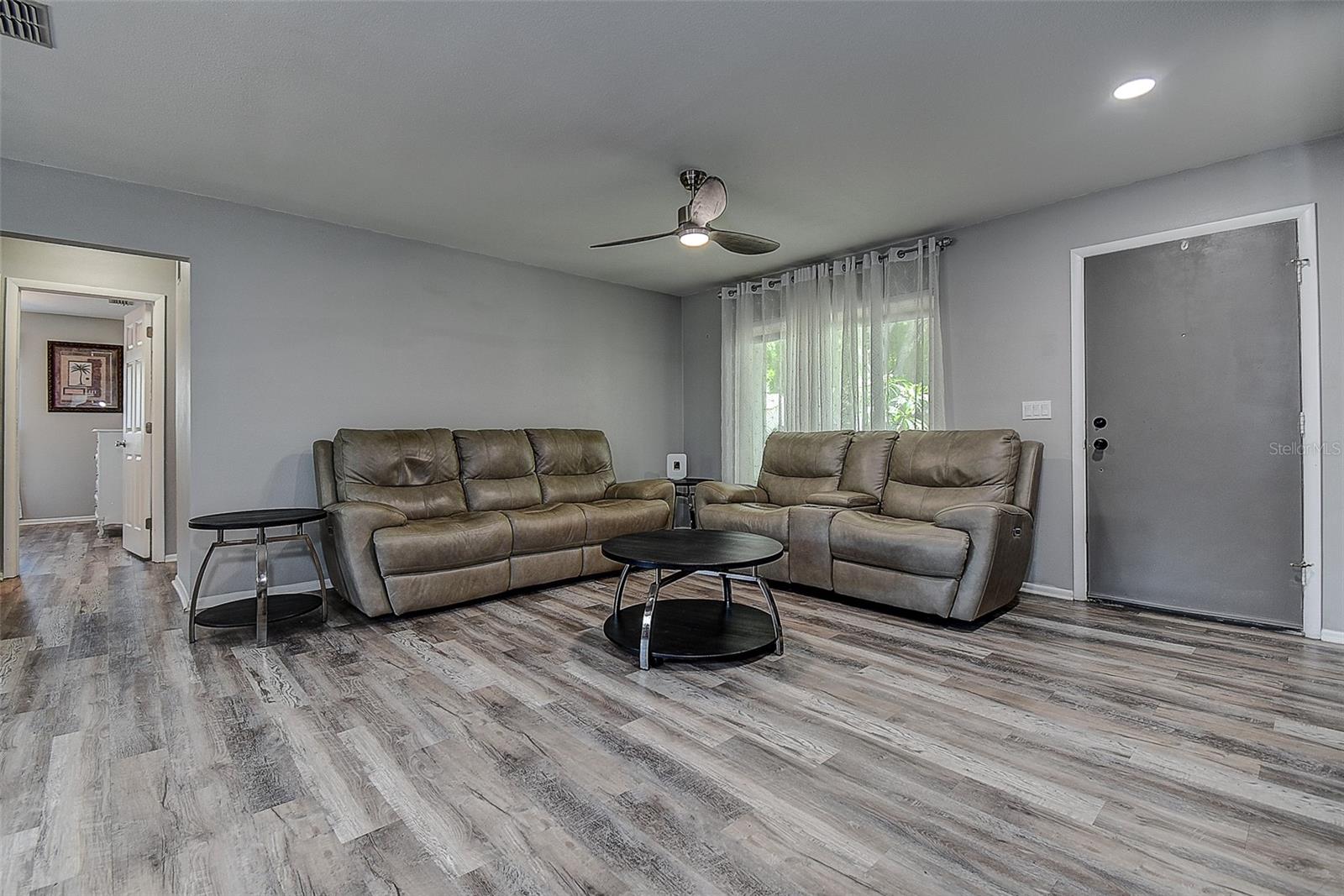 2481 MALCOLM DRIVE