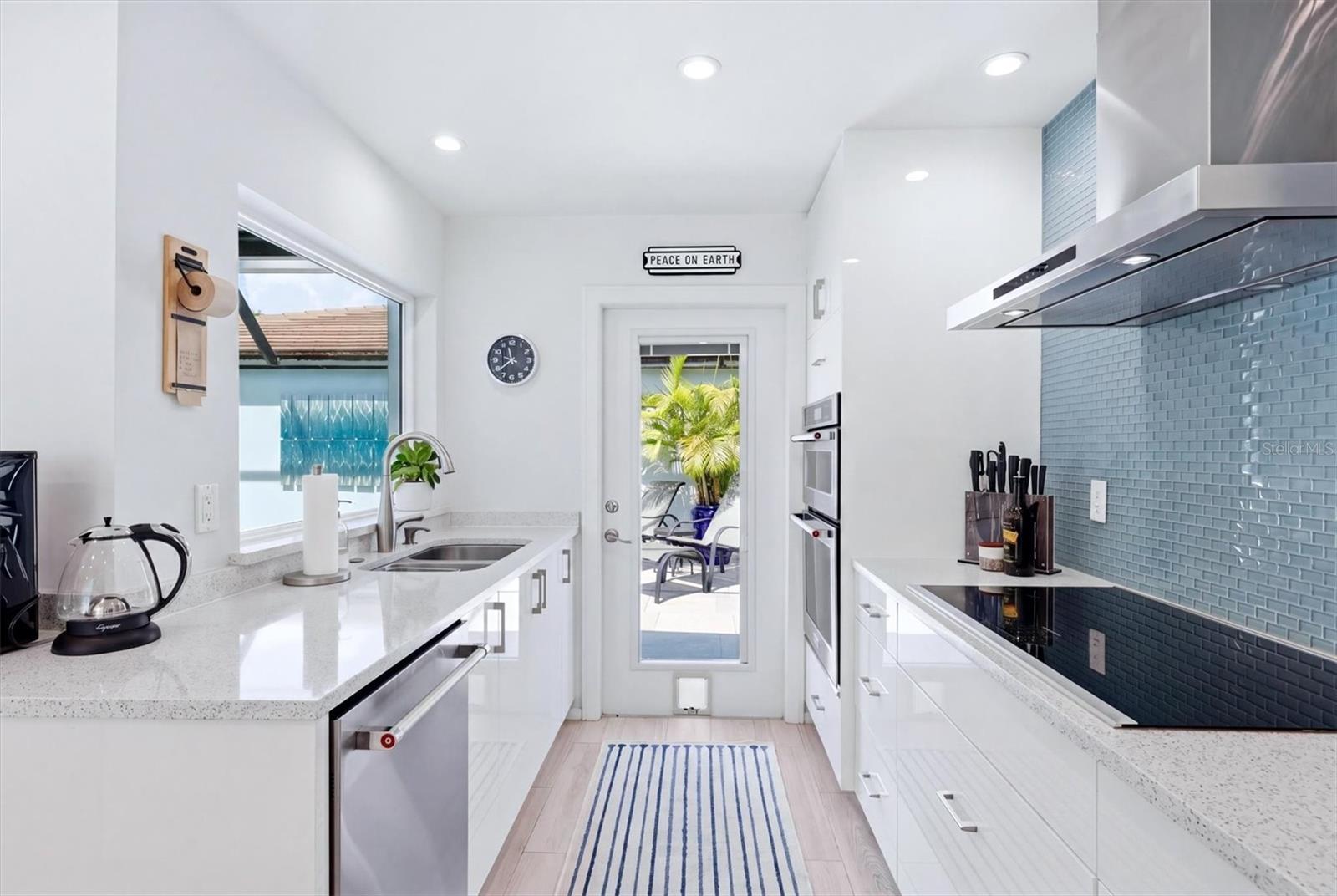 GLEN OAKS MANOR HOMES PH 2 - Residential