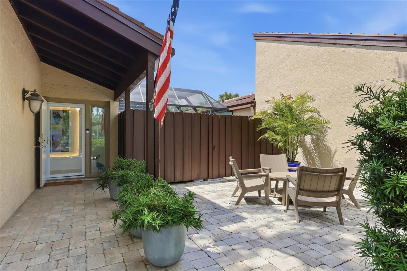 3694 GLEN OAKS MANOR DRIVE