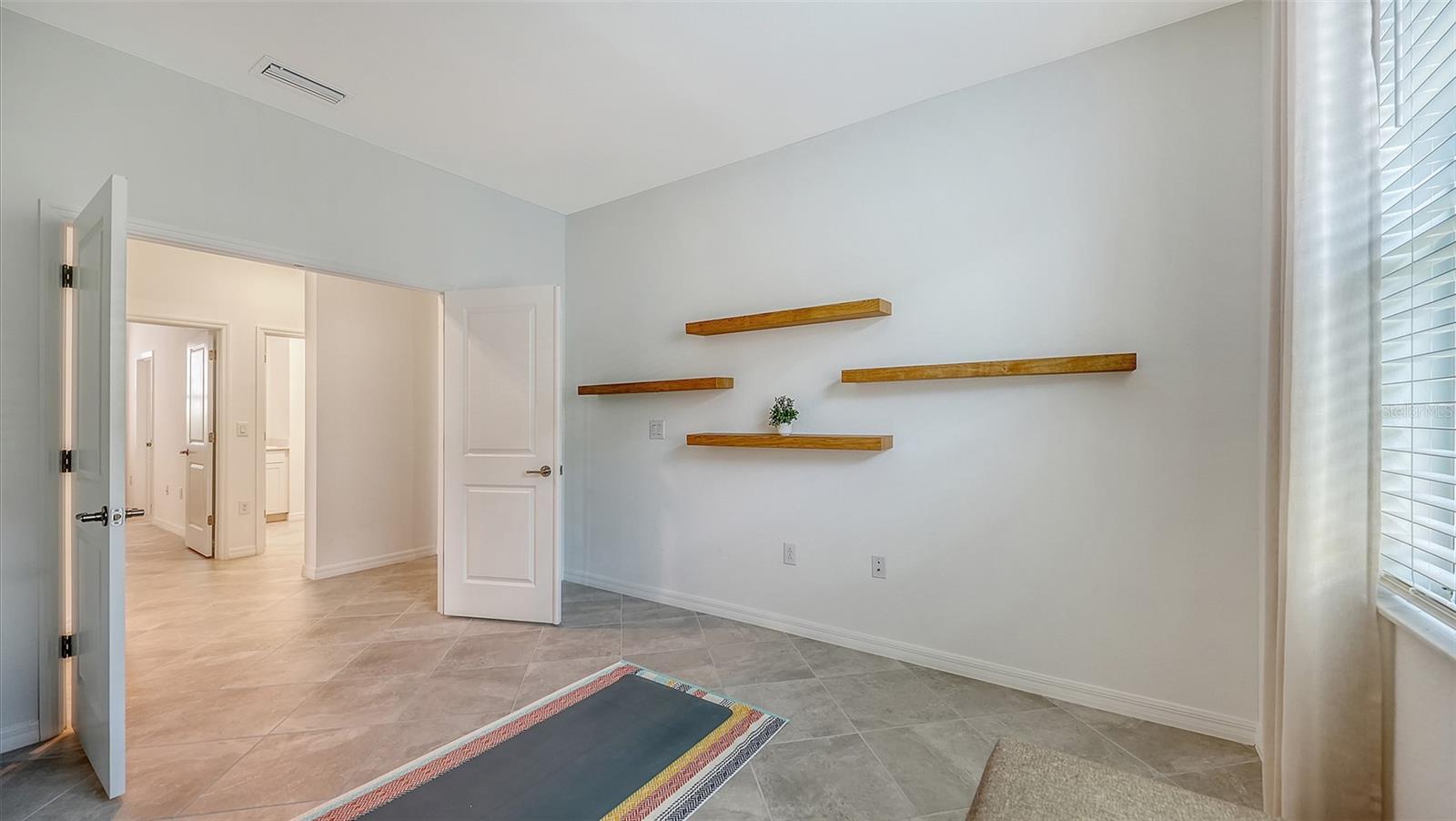 LAKESPUR/WELLEN PARK - Residential