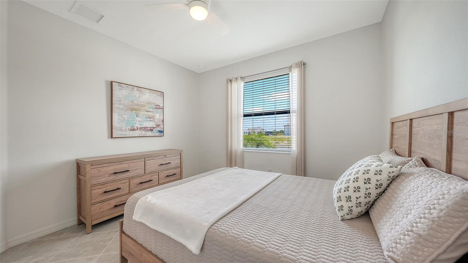 LAKESPUR/WELLEN PARK - Residential