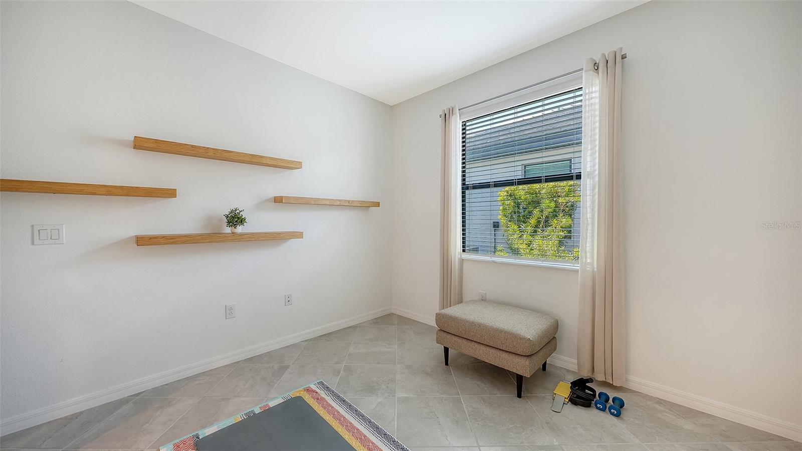 LAKESPUR/WELLEN PARK - Residential