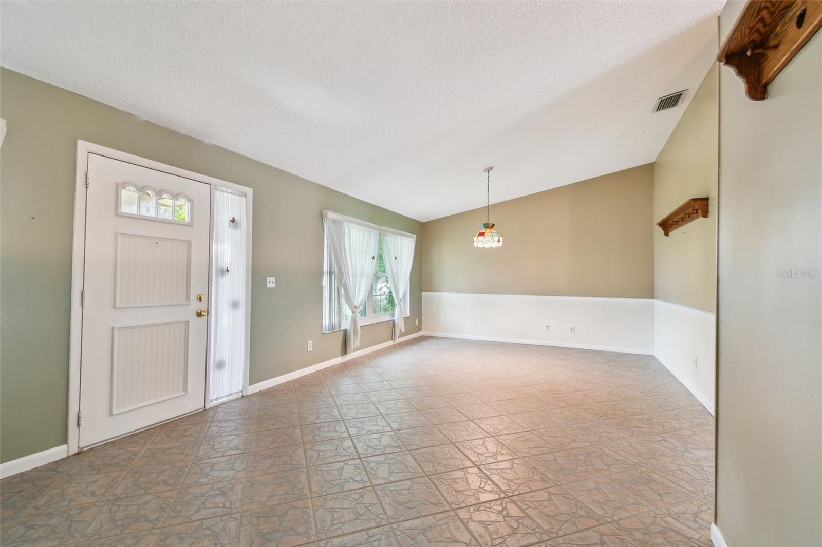 2200 MARSHALL DRIVE