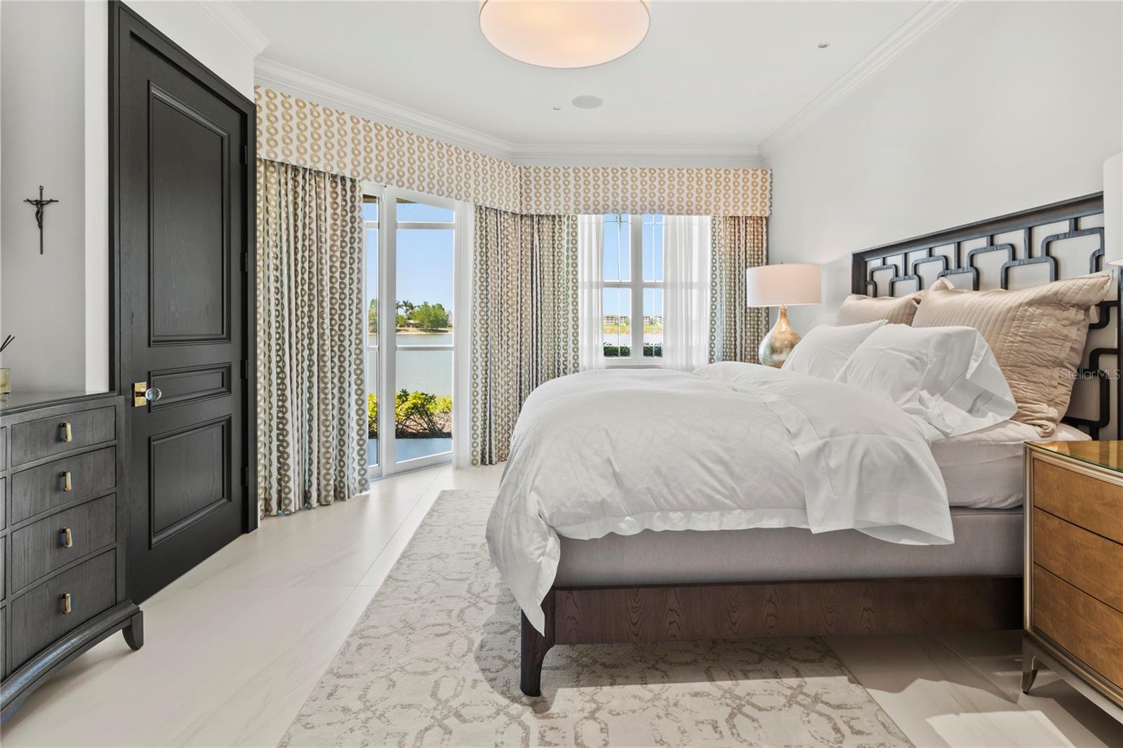 THE MOORINGS AT EDGEWATER IV - Residential