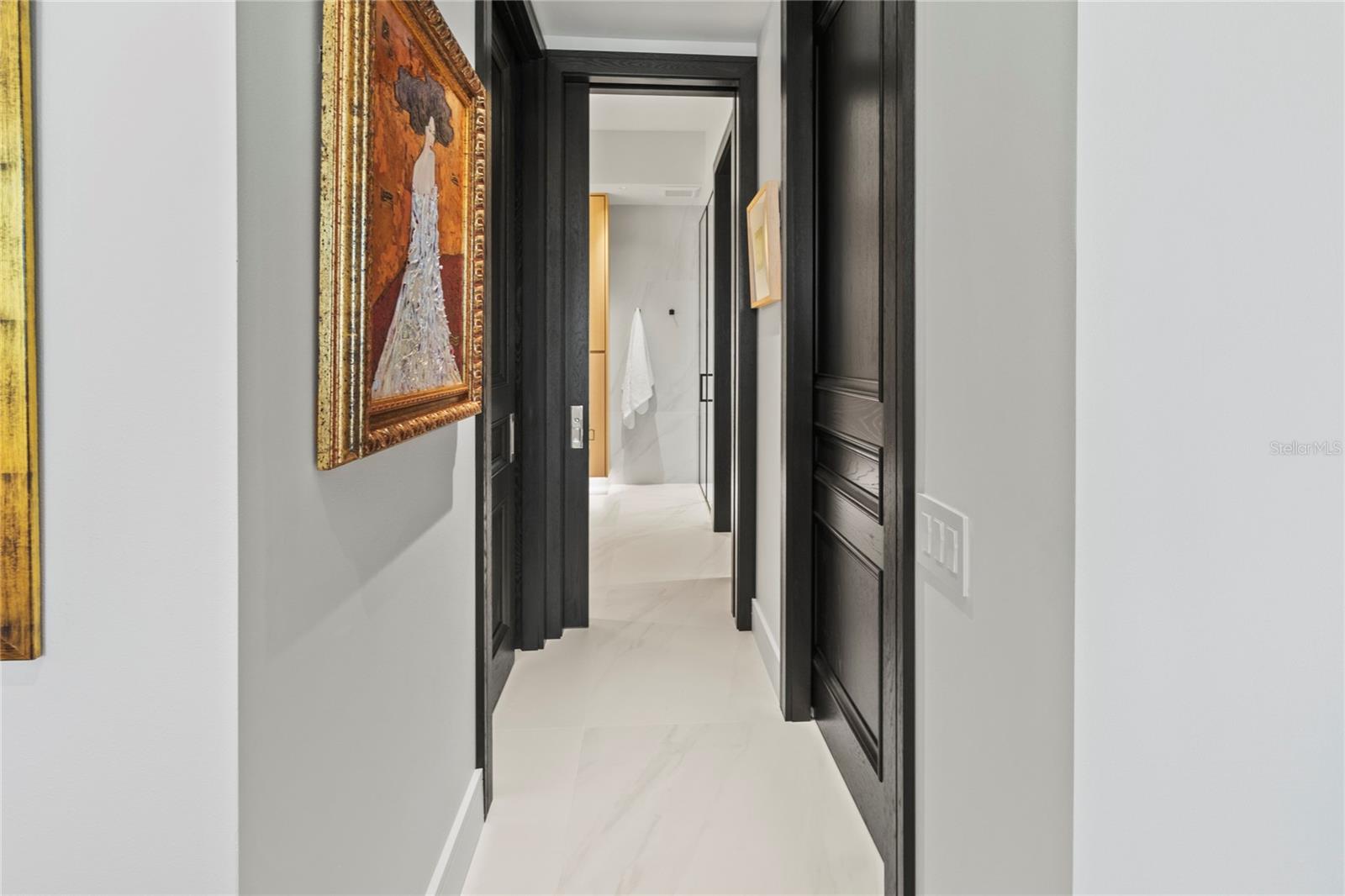 THE MOORINGS AT EDGEWATER IV - Residential