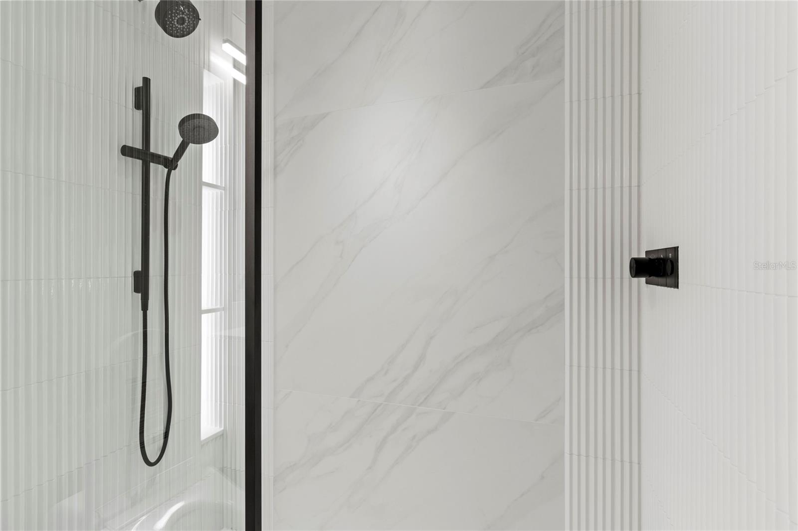 THE MOORINGS AT EDGEWATER IV - Residential