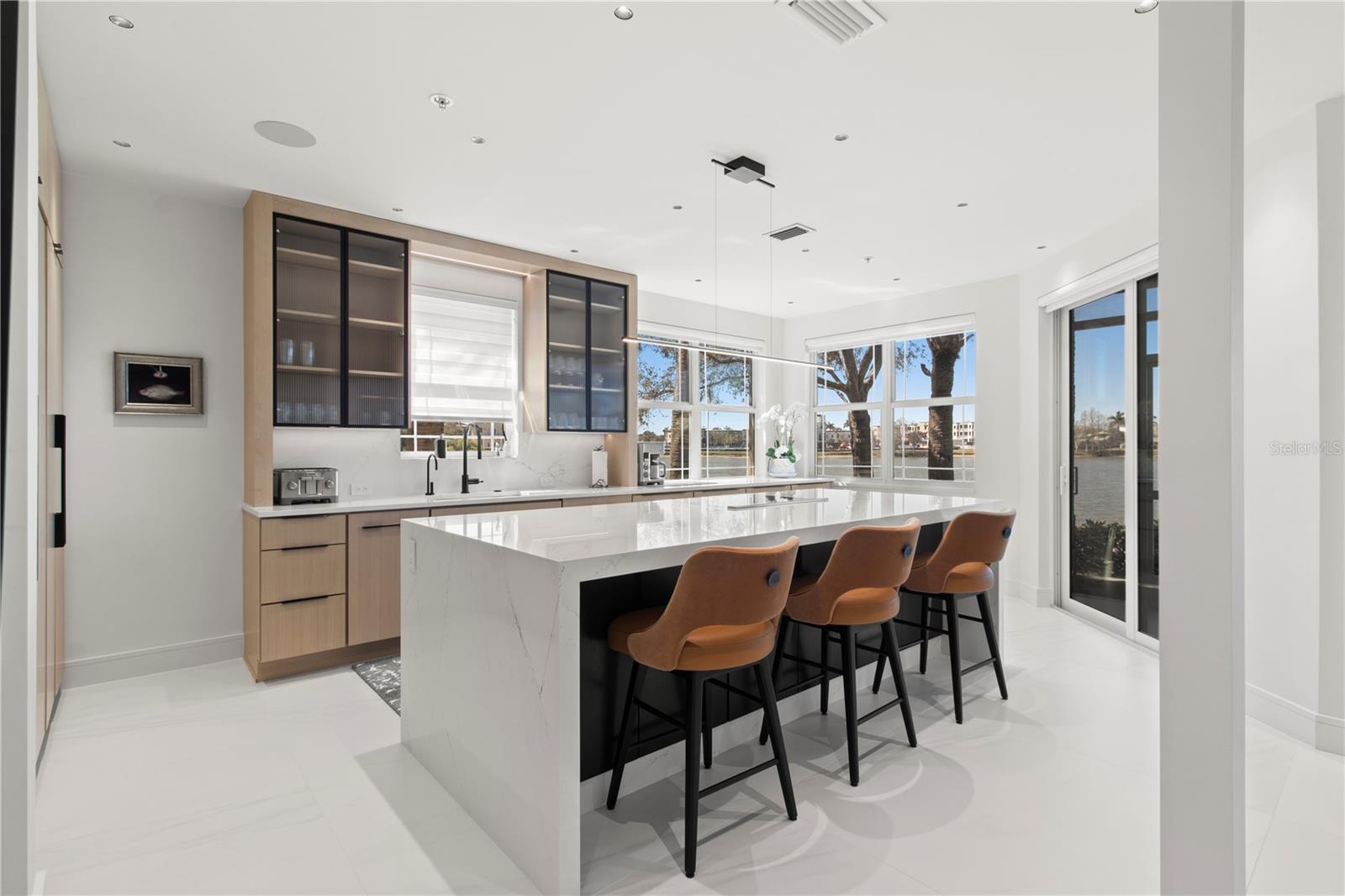 6427 MOORINGS POINT CIRCLE 101