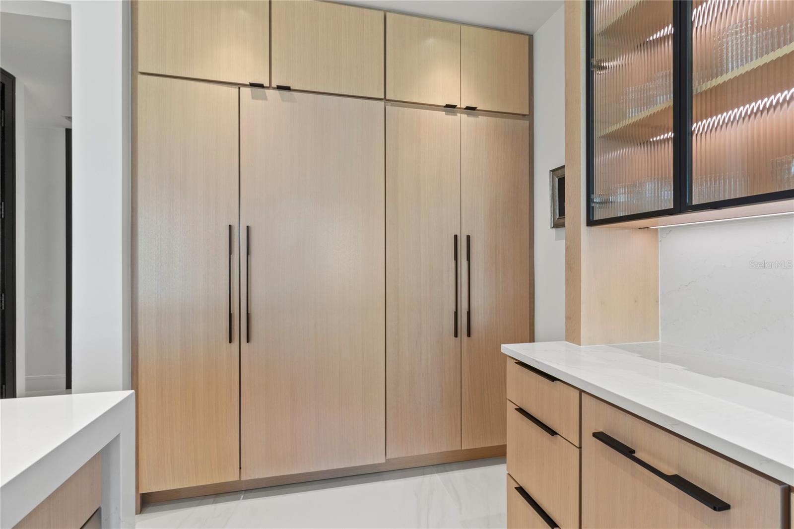 THE MOORINGS AT EDGEWATER IV - Residential