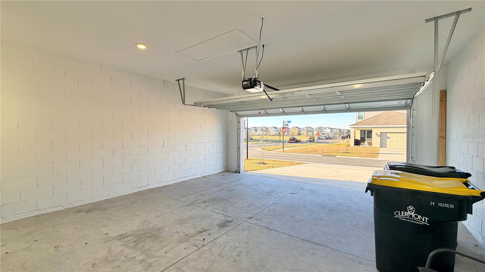 WELLNESS RDG PH 1-B - Residential Lease