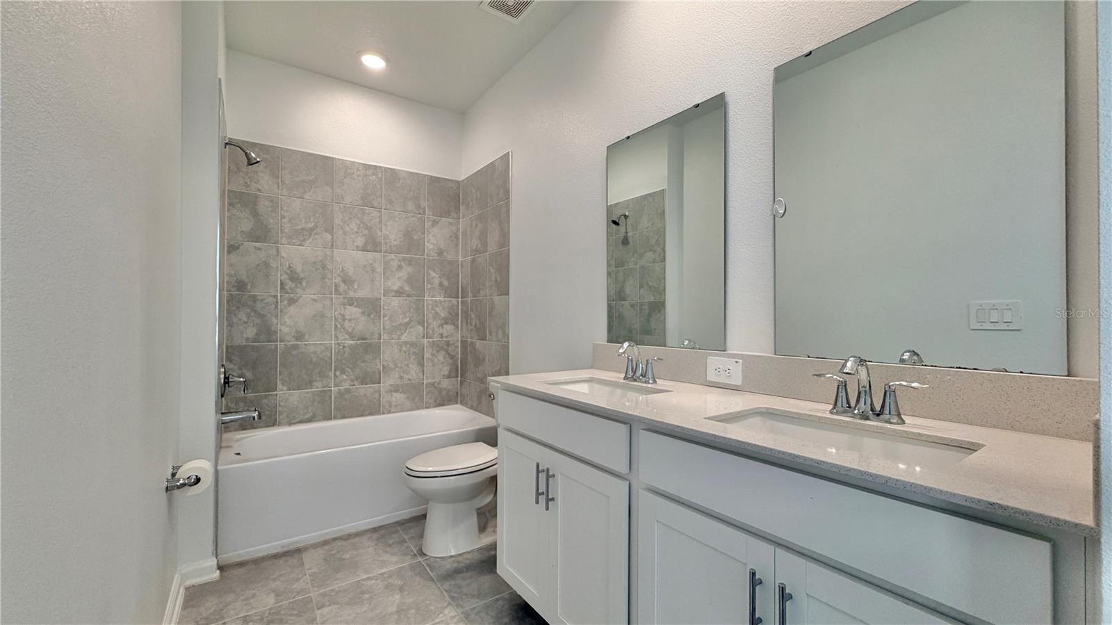 WELLNESS RDG PH 1-B - Residential Lease