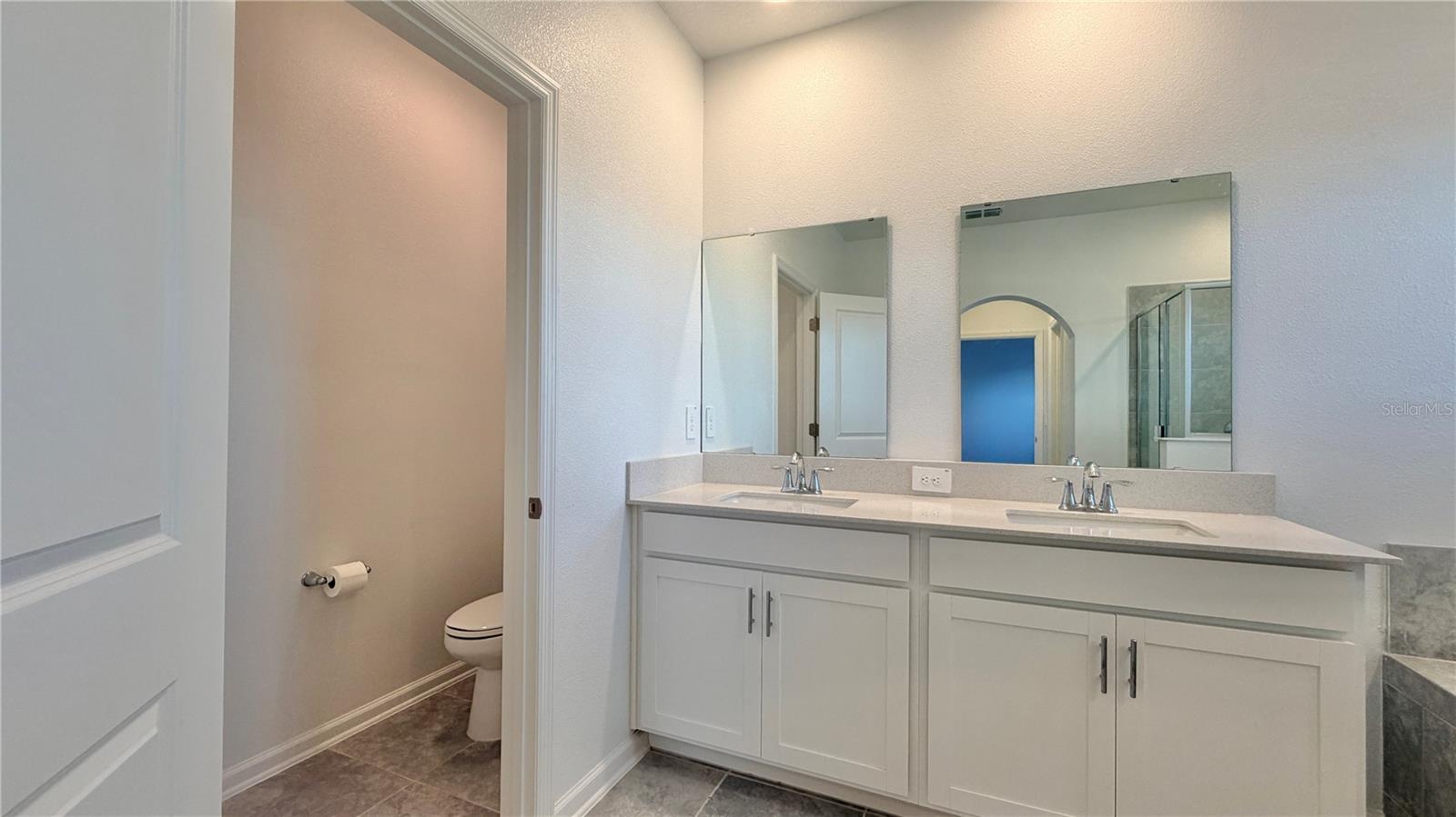 WELLNESS RDG PH 1-B - Residential Lease