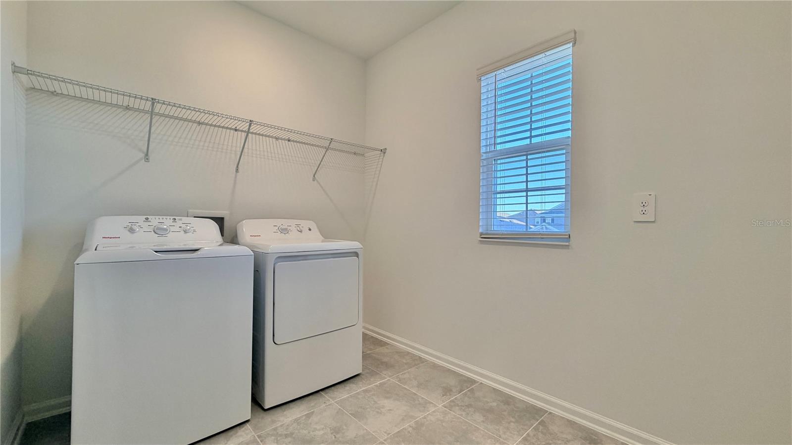 WELLNESS RDG PH 1-B - Residential Lease