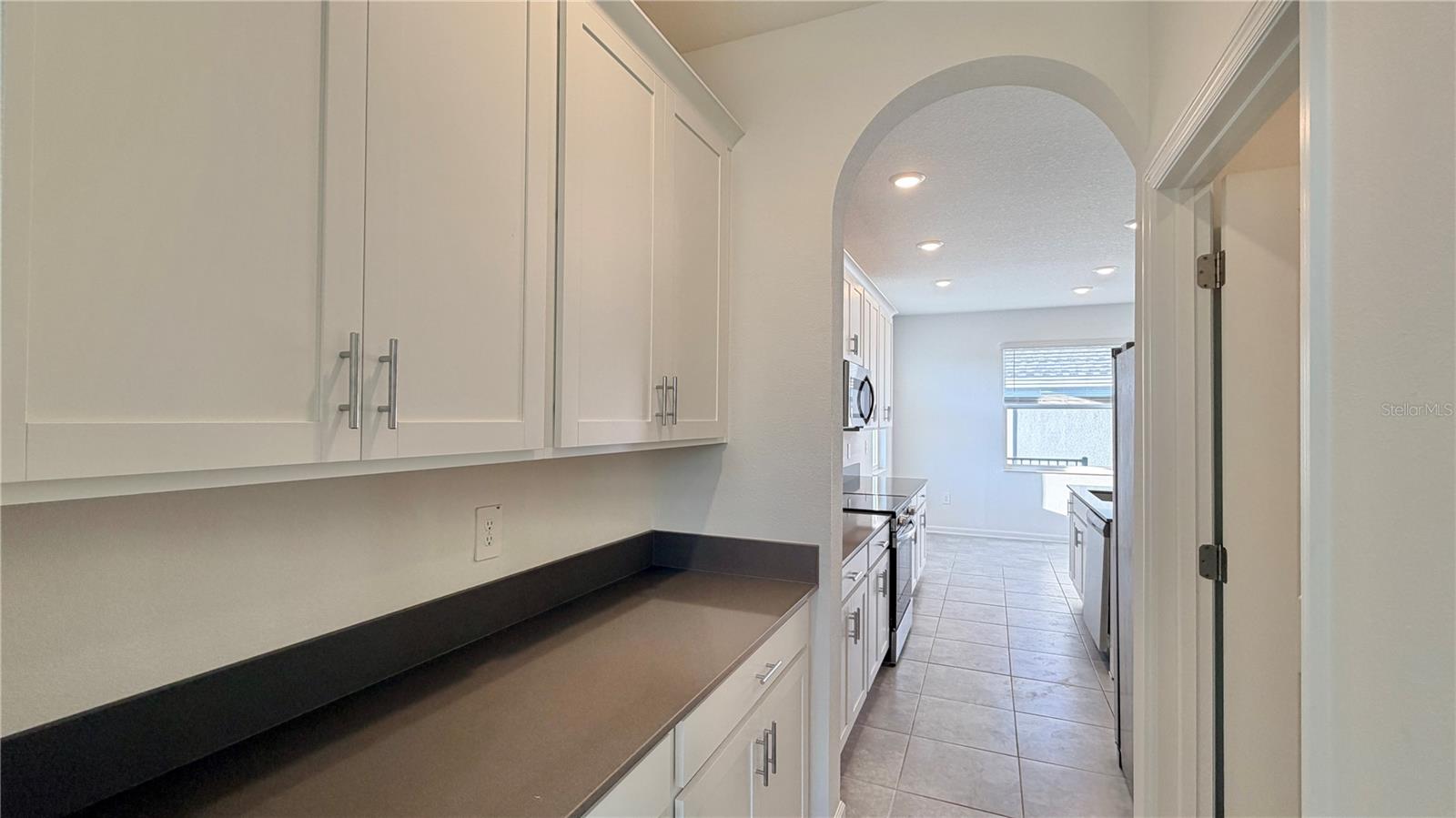 WELLNESS RDG PH 1-B - Residential Lease