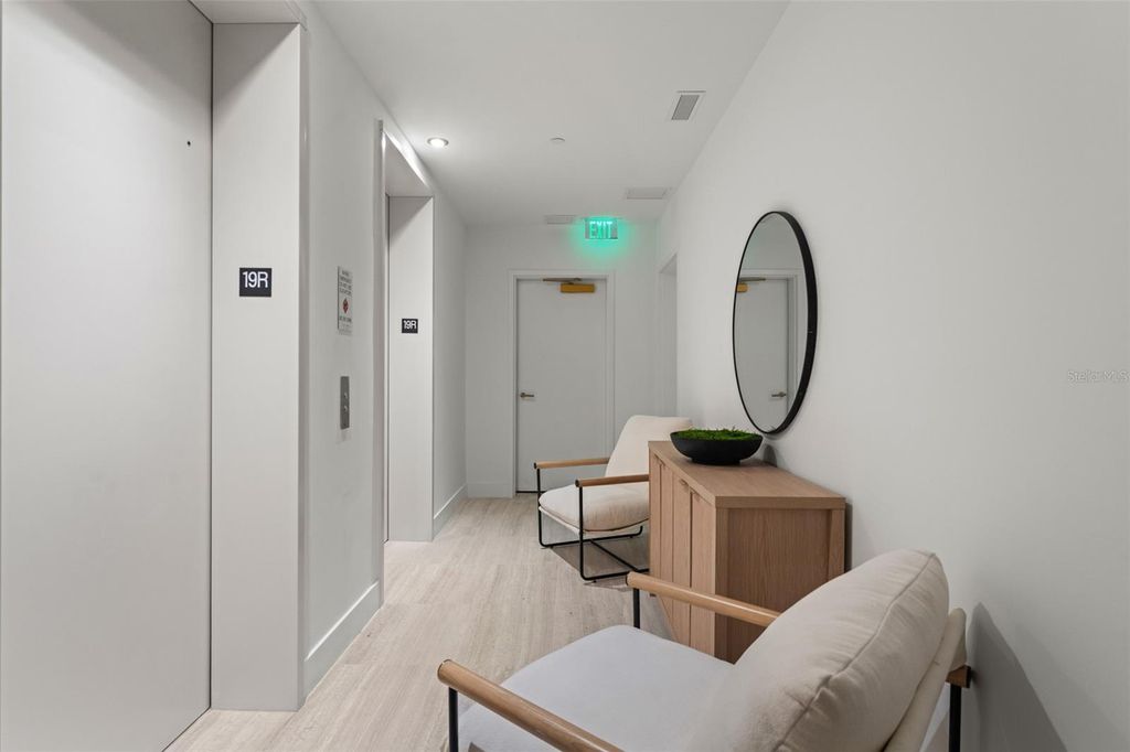 Photo of 3015 S Ysabella Avenue #1901, Tampa, FL 33629 (MLS # TB8478327)