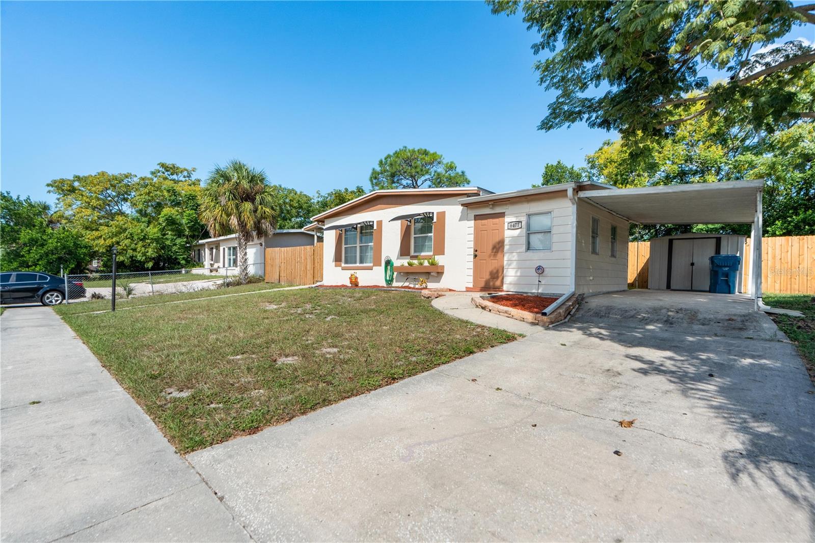 SPRING HILL - Residential