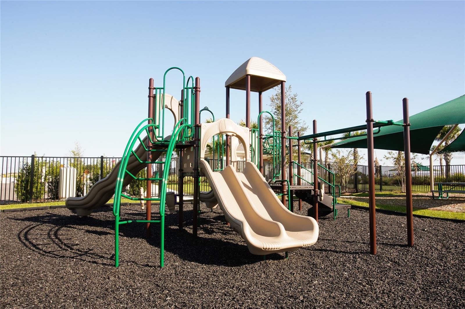 GRANDVIEW TH - Residential