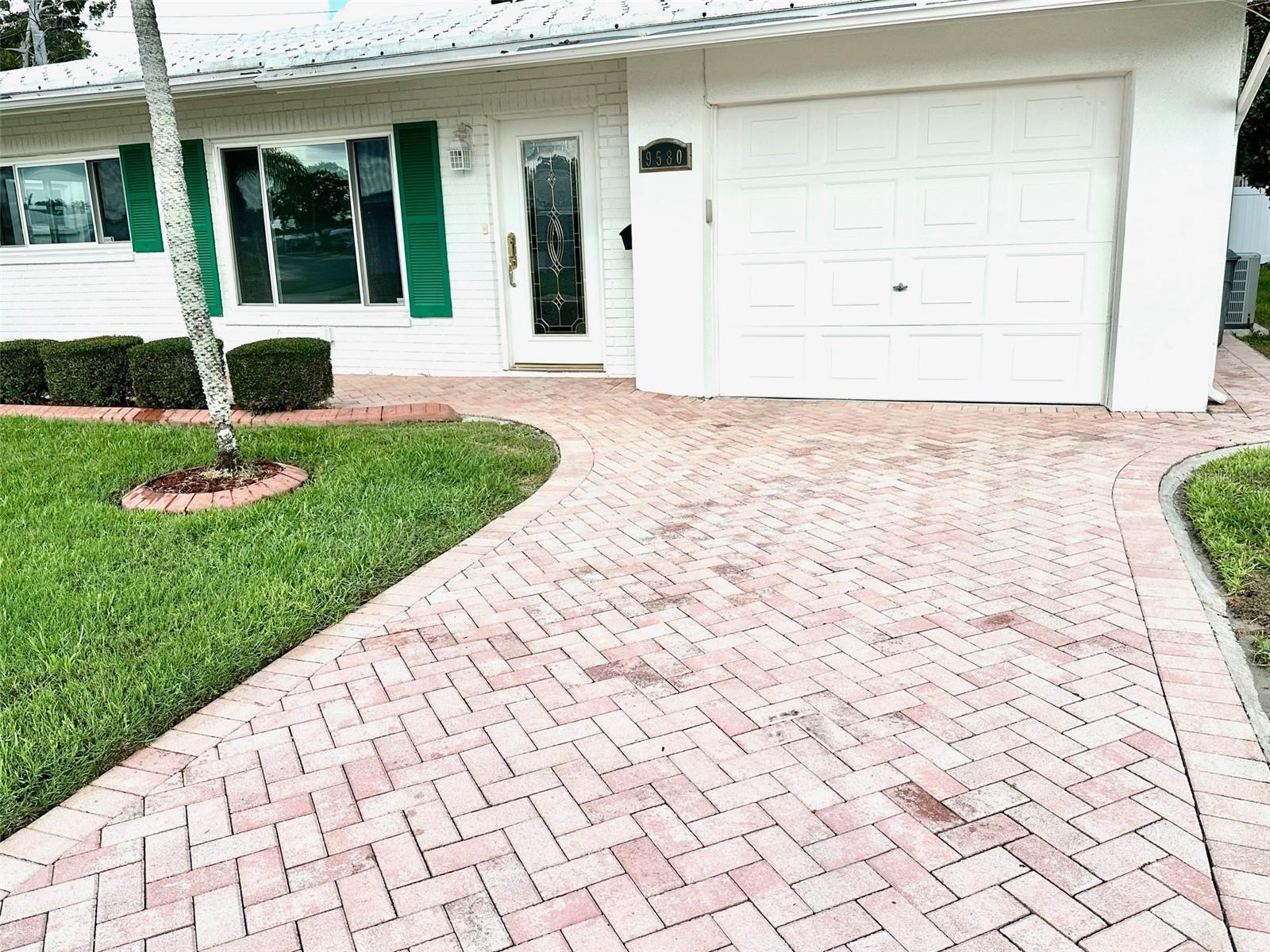 9580 45TH WAY N