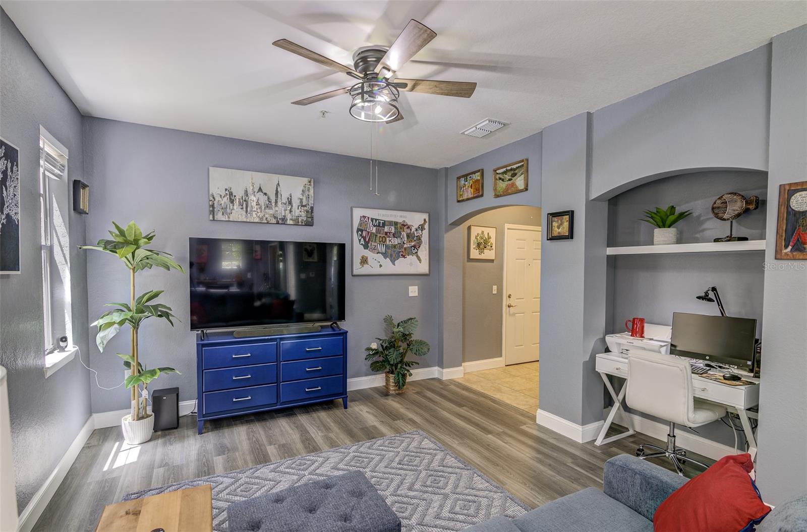 NOTTING HILL A CONDO - Residential