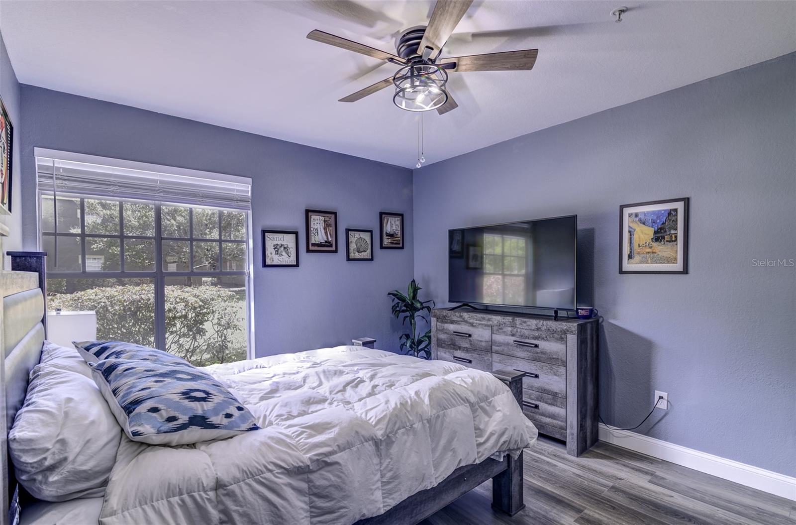 NOTTING HILL A CONDO - Residential