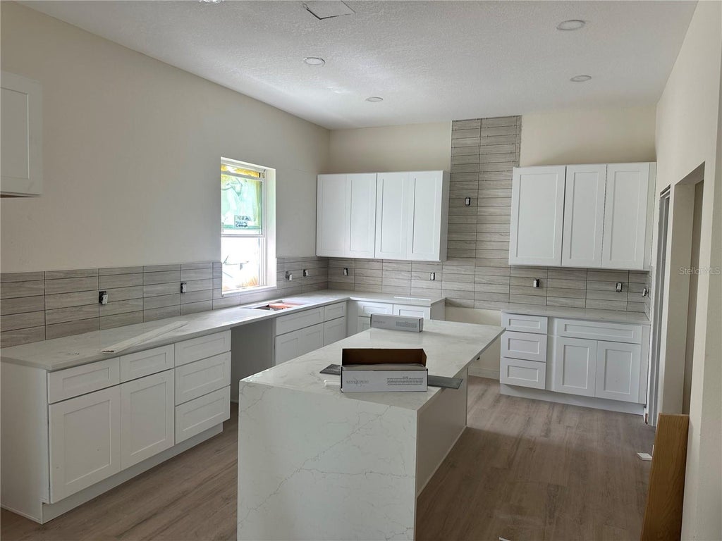 Photo of 2144 5th Avenue N, St Petersburg, FL 33713 (MLS # TB8515920)