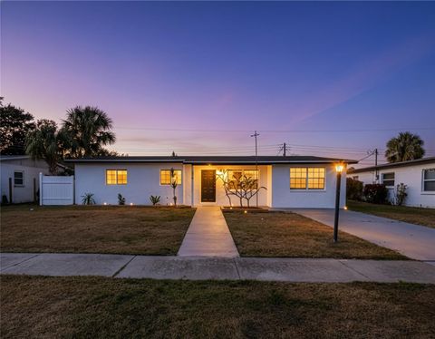 6016 AMBASSADOR DRIVE TAMPA FL 33615