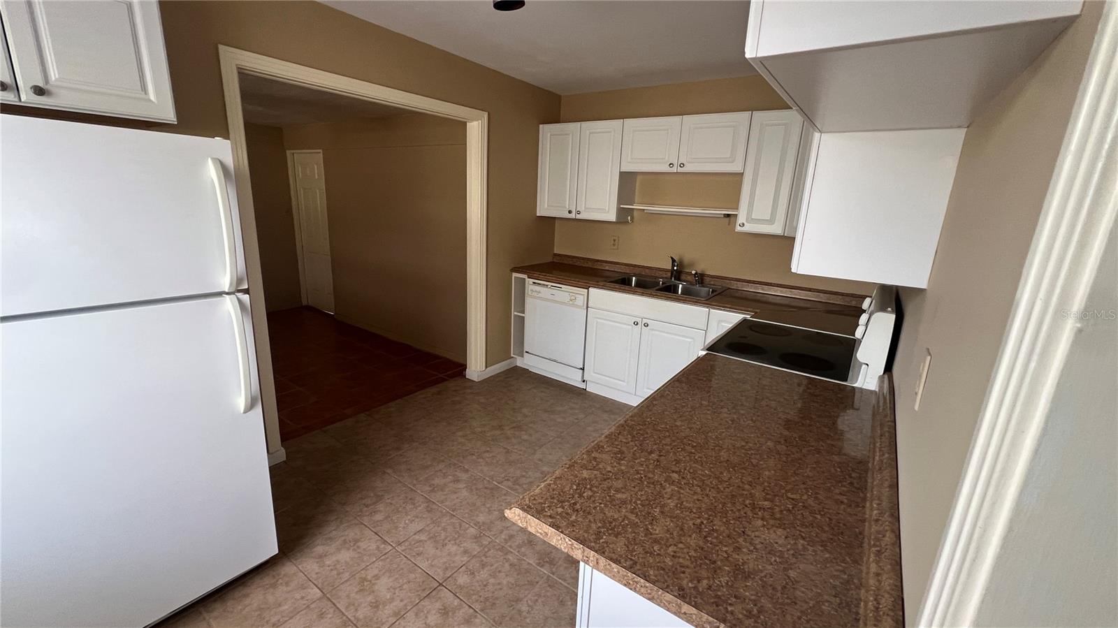 ARCADIA ANNEX - Residential Lease