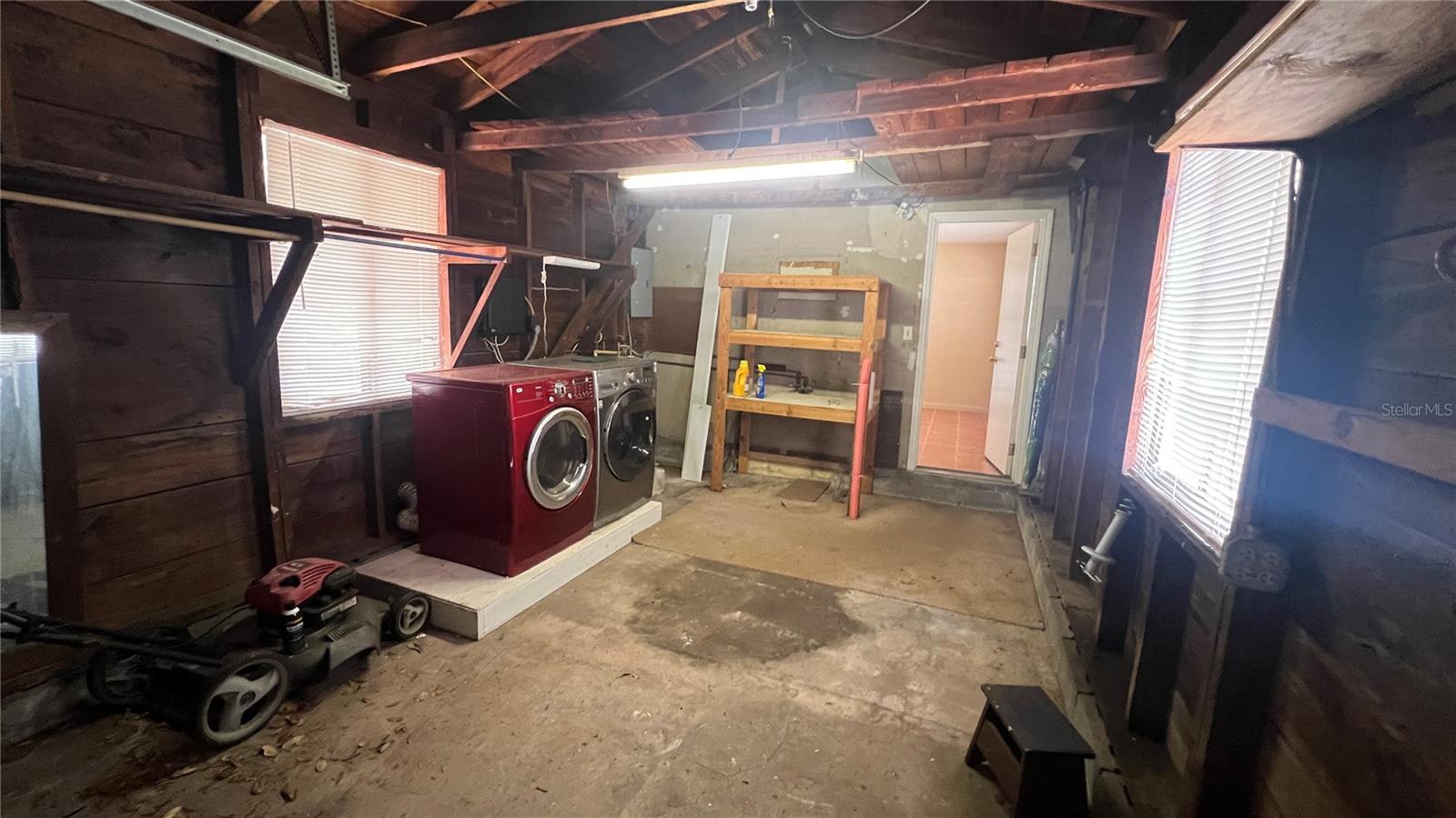 ARCADIA ANNEX - Residential Lease