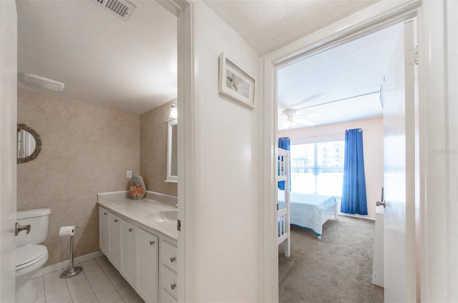 ISLANDER THE CONDO - Residential