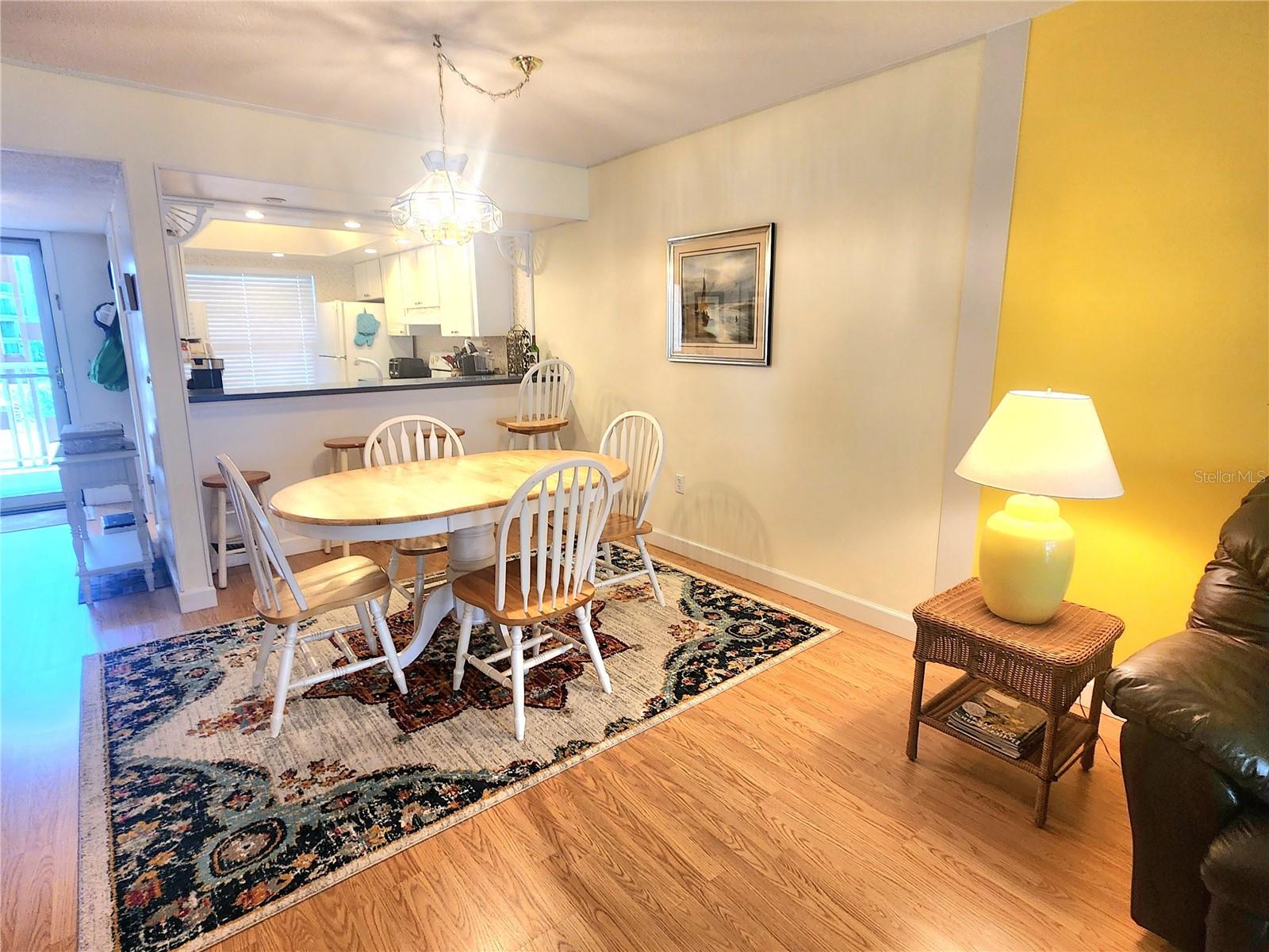 ISLANDER THE CONDO - Residential