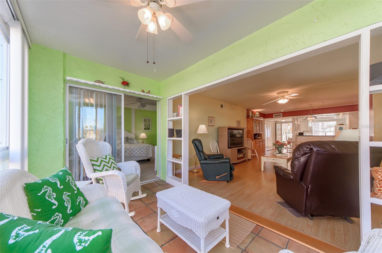 ISLANDER THE CONDO - Residential