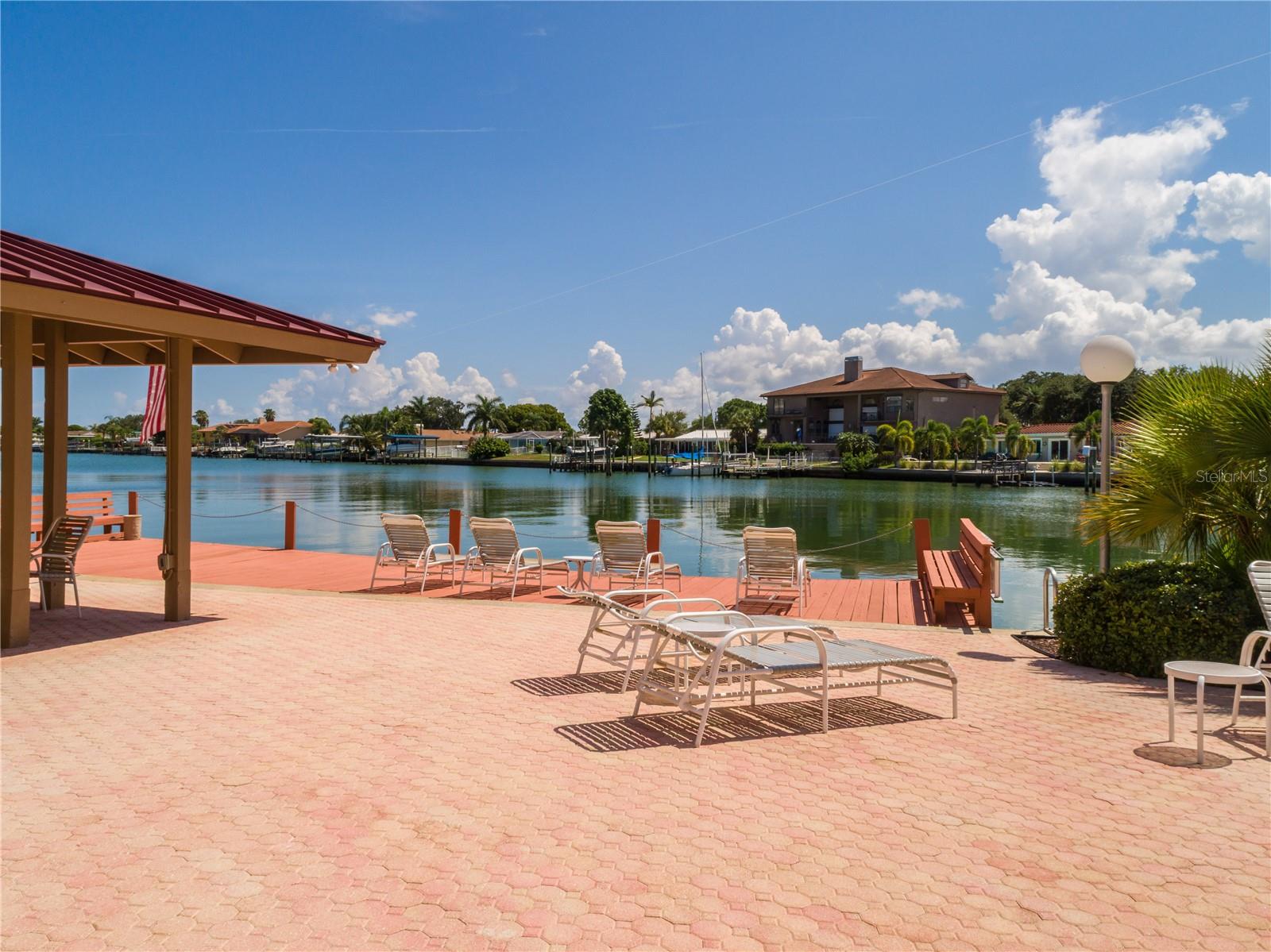 ISLANDER THE CONDO - Residential