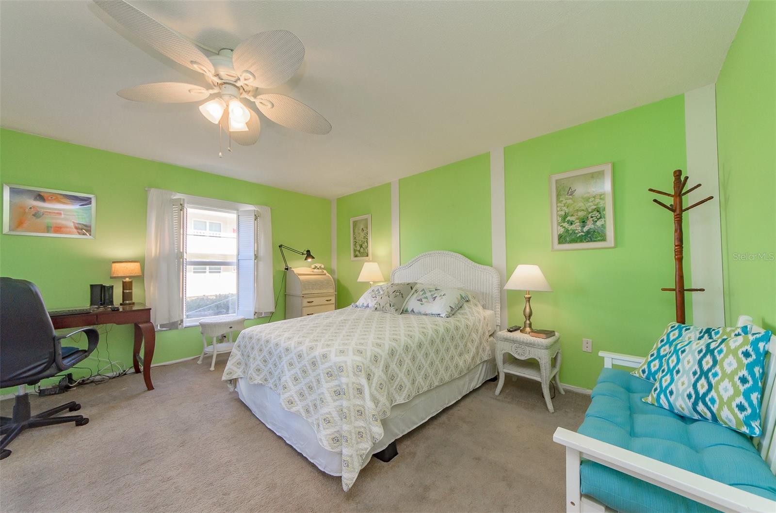 ISLANDER THE CONDO - Residential