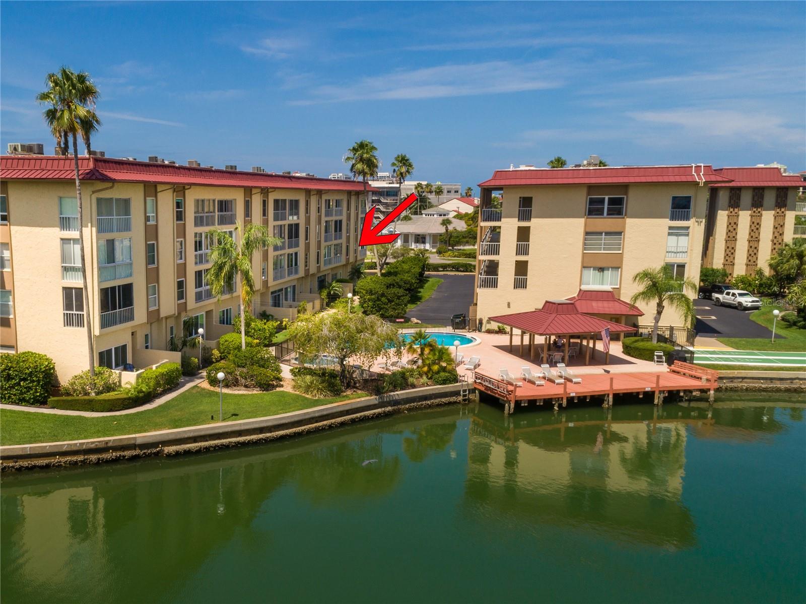 ISLANDER THE CONDO - Residential