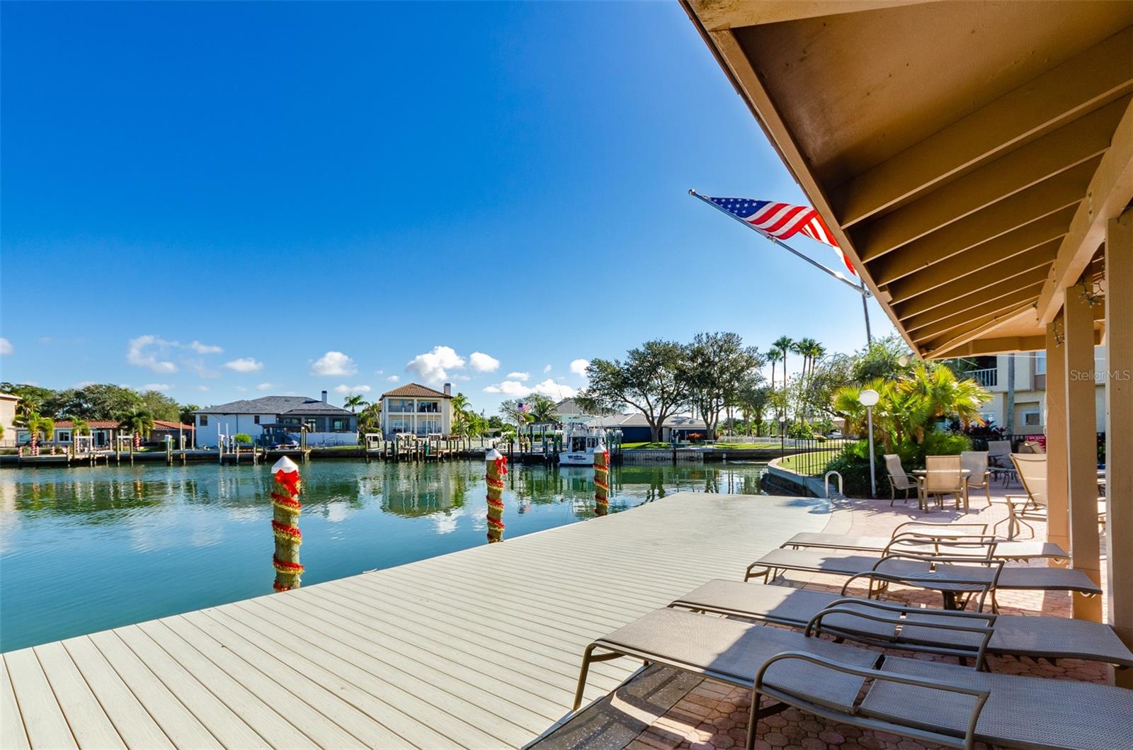 ISLANDER THE CONDO - Residential