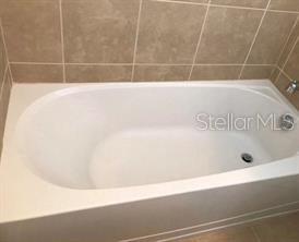 EAGLE CRK VILLAGE L PH 2 - Residential Lease