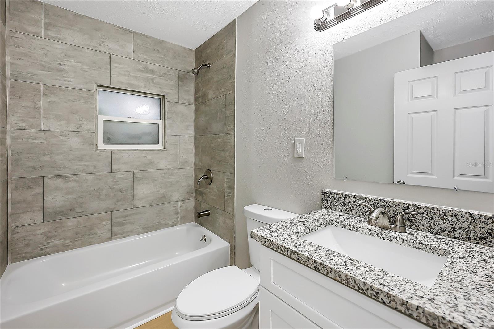 OCALA RDG UN 07 - Residential