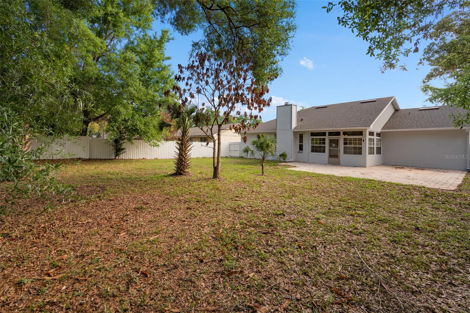 HIDDEN OAKS - Residential