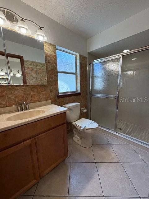 HIDDEN OAKS - Residential