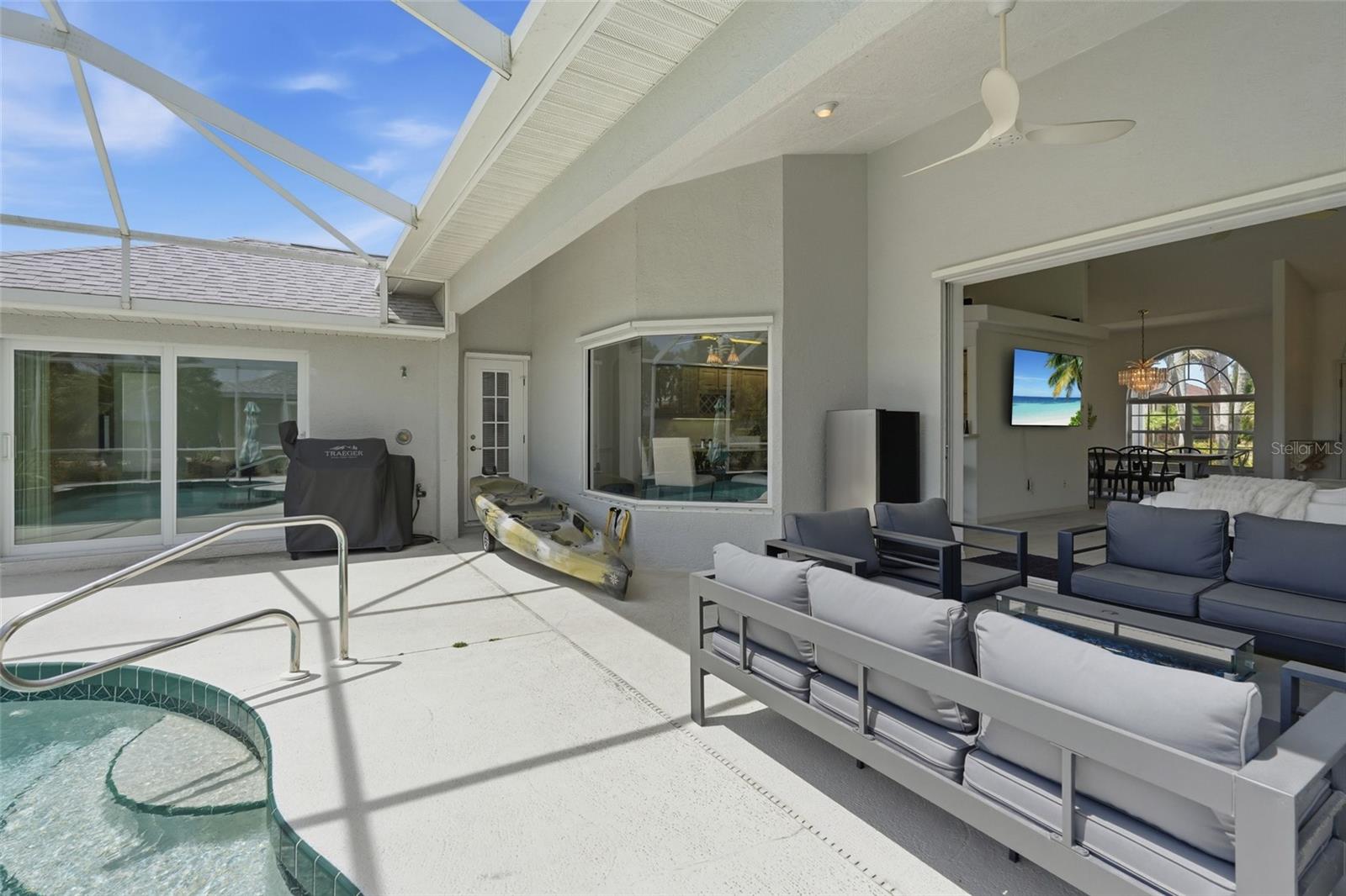 ROTONDA WEST WHITE MARSH - Residential