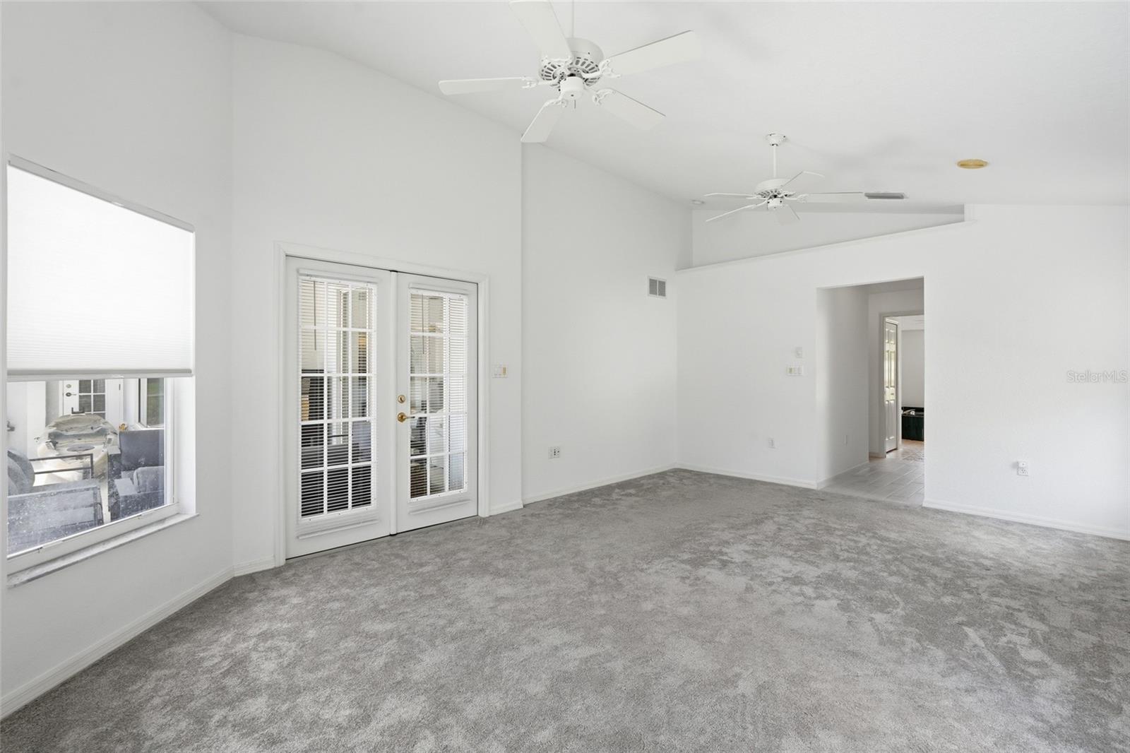 ROTONDA WEST WHITE MARSH - Residential