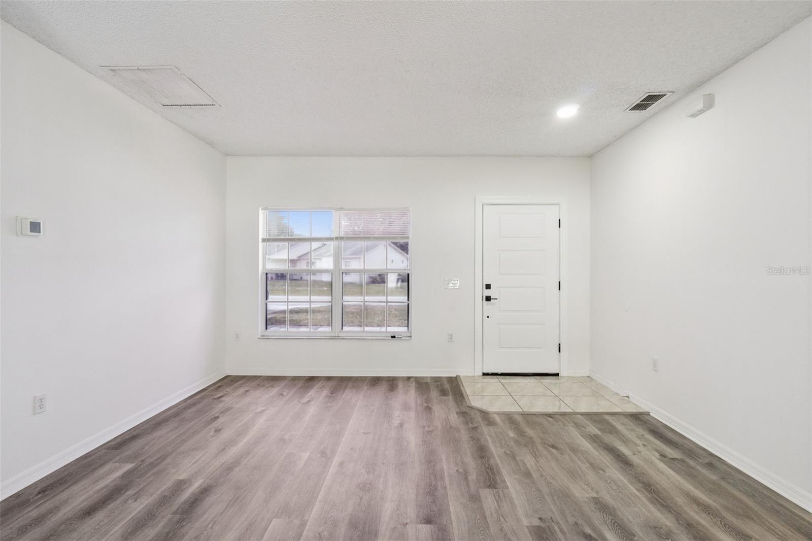 931 VAN LOON COURT